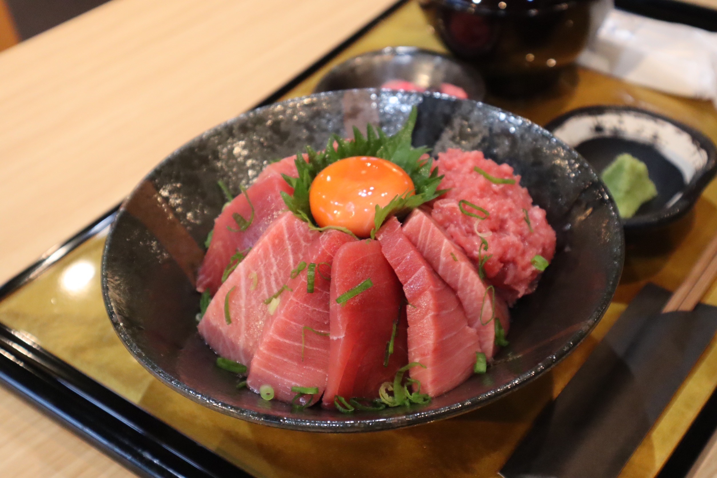 本まぐろ丼